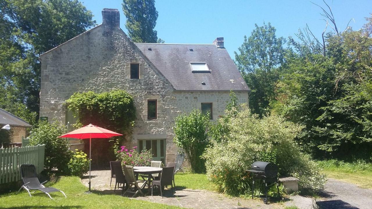 Les Chambres De Capucine Carcagny Exterior foto